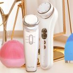 Máy rửa mặt và máy đẩy tinh chất